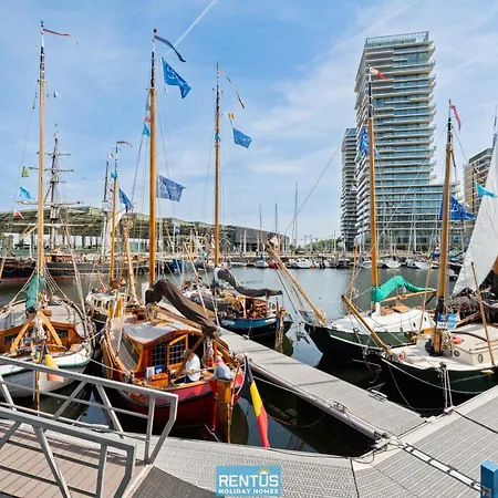 The Amandine View - Prime Location In Apartman