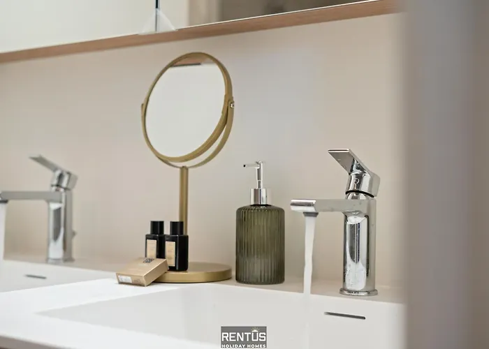 The Amandine View - Prime Location In *